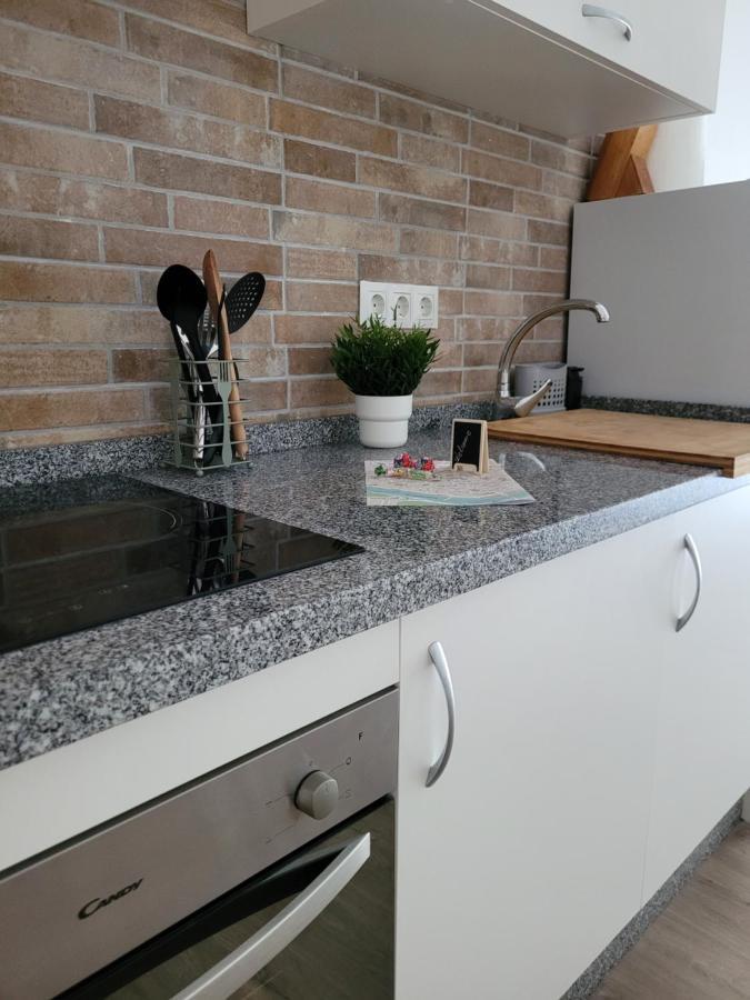 Apartment In The Center Of Севілья Екстер'єр фото