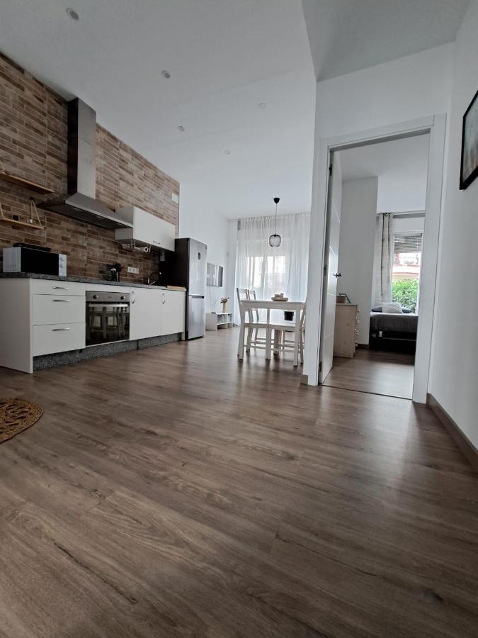 Apartment In The Center Of Севілья Екстер'єр фото