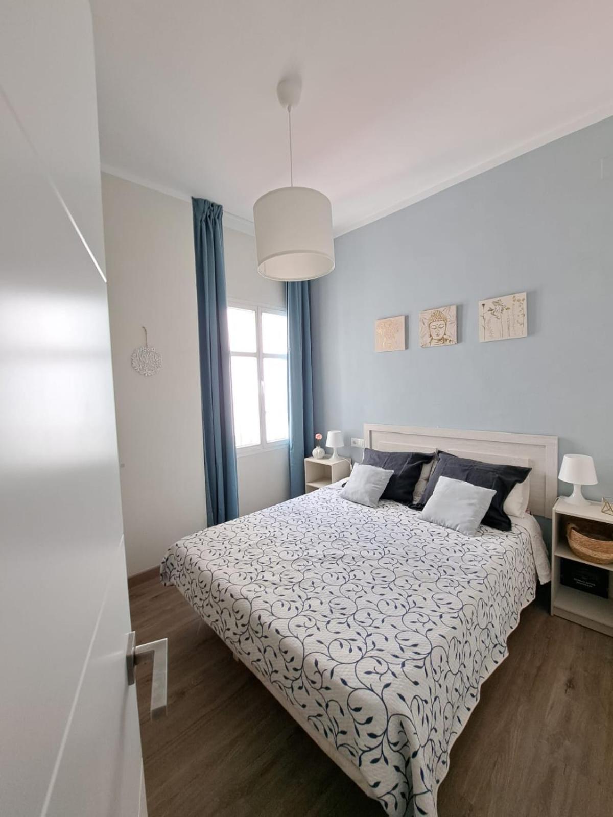 Apartment In The Center Of Севілья Екстер'єр фото